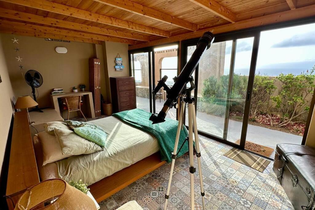 فيلا Peaceful Oasis With Magical Sea Views And A Pool سانتا كروز دي تينيريف المظهر الخارجي الصورة